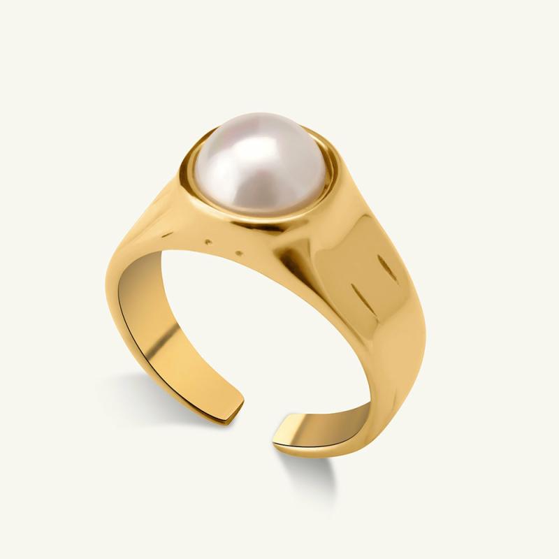 Bold Pearl Adjustable Ring Rings