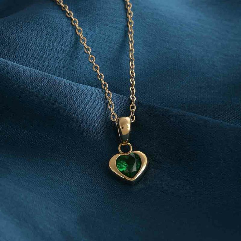 Dainty Emerald Love Necklace Necklaces