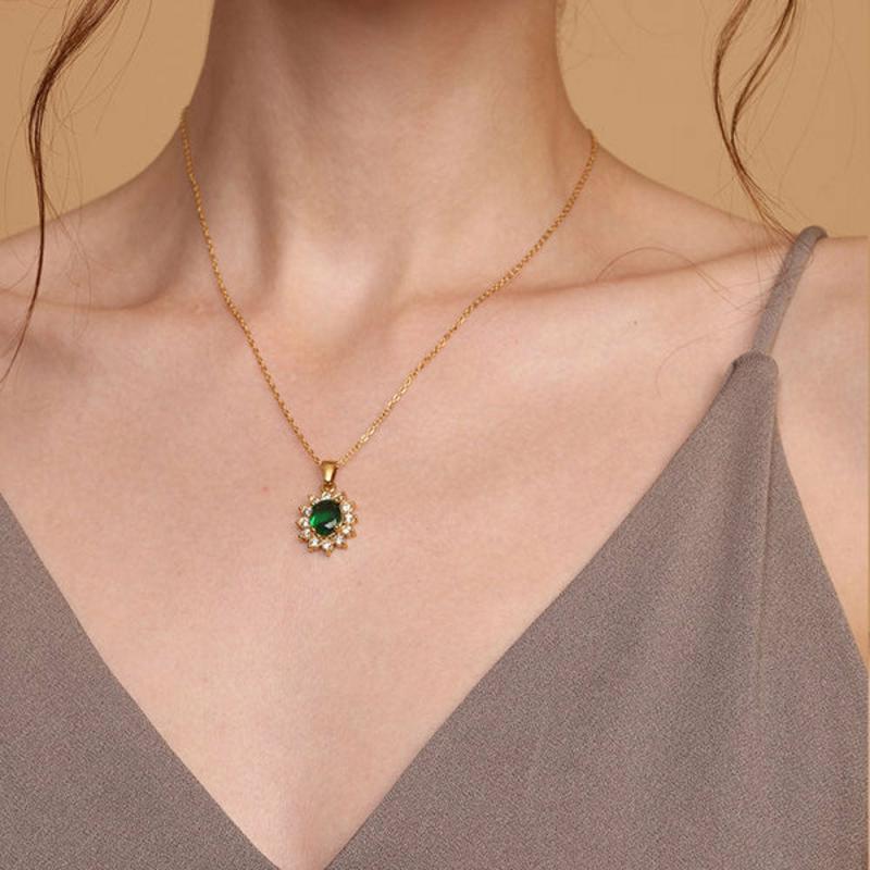 Green Sapphire And Diamond Halo Pendant Emerald Necklaces