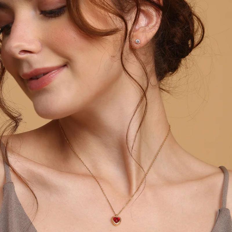 Red Emerald Heart Pendant Necklace Necklaces