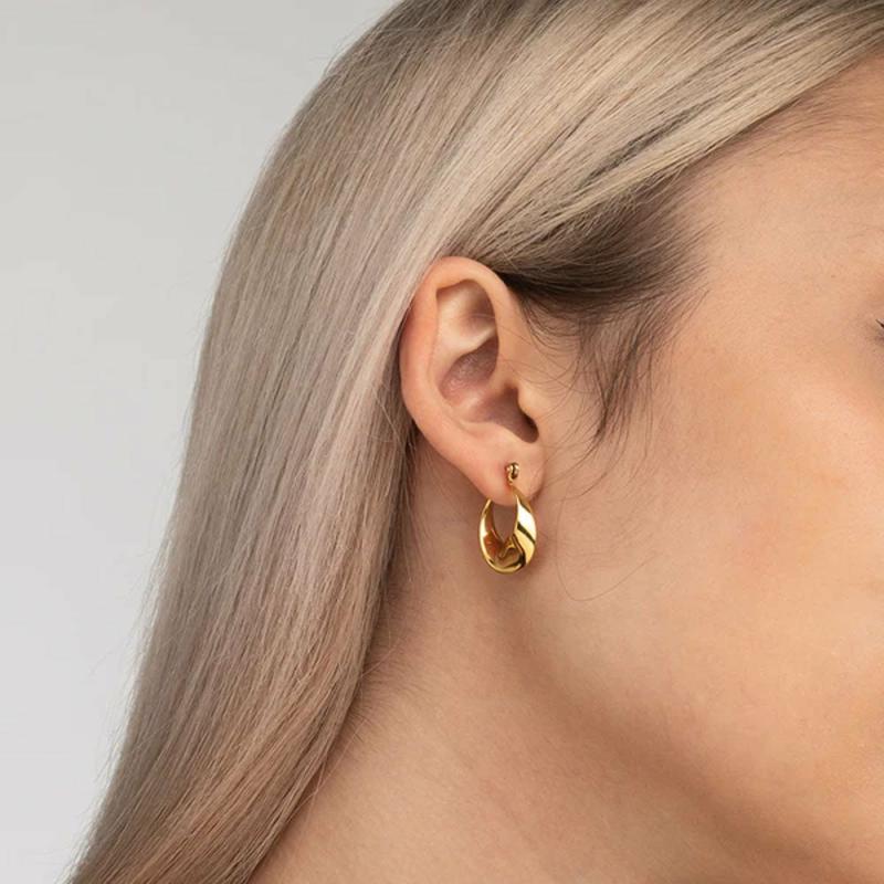 Wobbly Circle Hoop Earrings Earrings